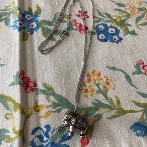 Elephant pendant necklace